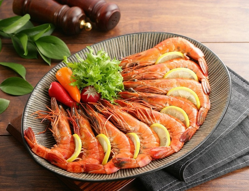 Tôm hấp nước dừa